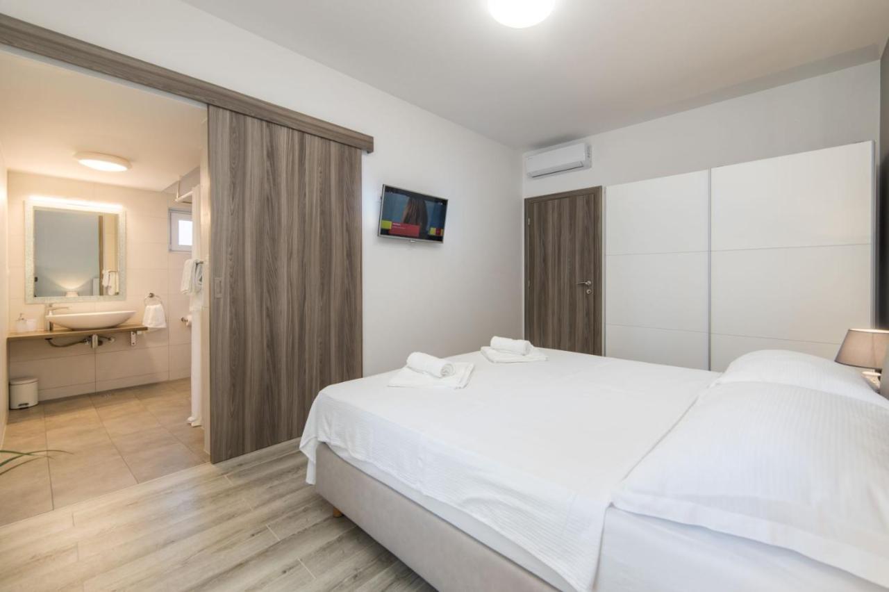 Villa Jadranka Apartments Tučepi Exterior foto