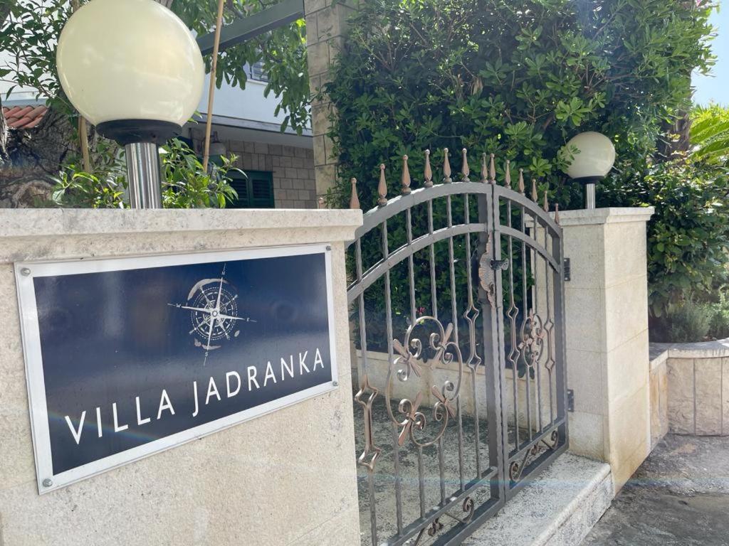 Villa Jadranka Apartments Tučepi Exterior foto